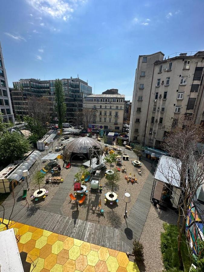 Marvel Studio Bukarest Exteriör bild