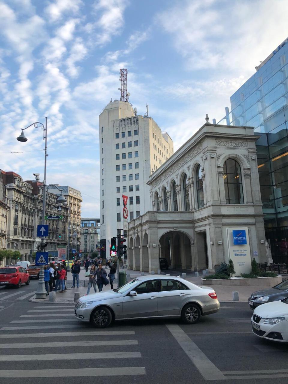 Marvel Studio Bukarest Exteriör bild